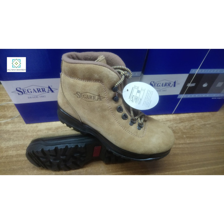Bota de sendeirismo Segarra Beig