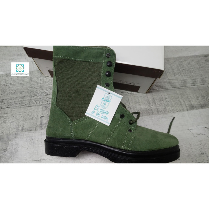 Bota alta verd caçador