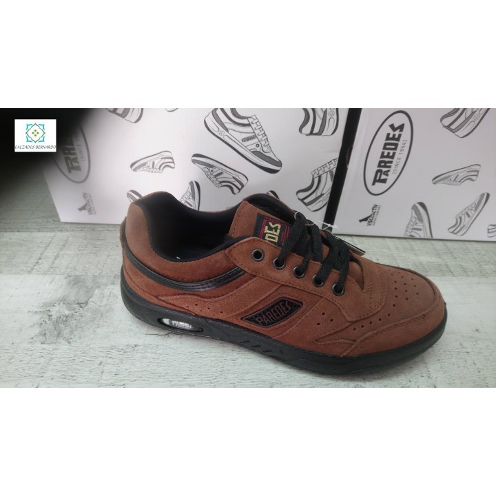 Zapatillas deportes paredes piel serraje marrón