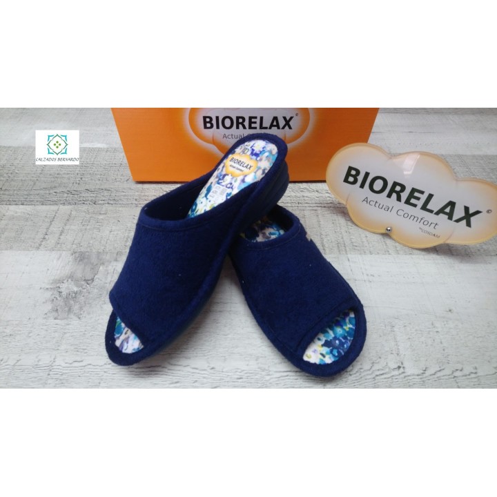 Biorelax rizo  cuña azul marino talon y puntera descubierta