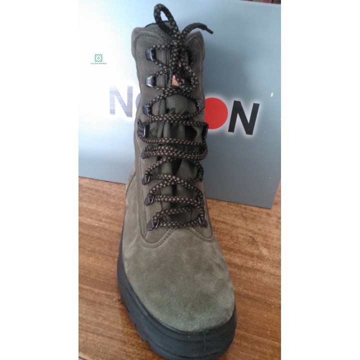 Bota Notton trekking cazador verde cuello alto