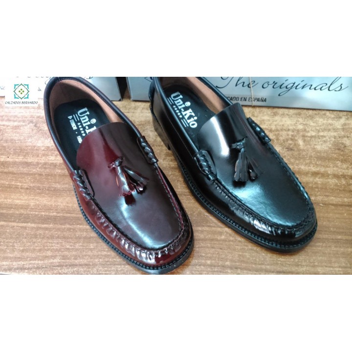 Castellanos borla negro o burdeos