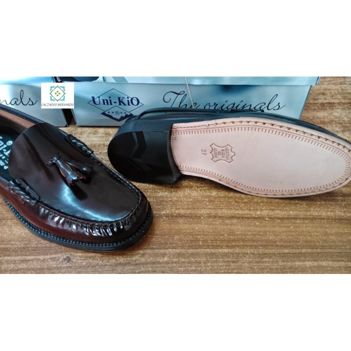 Castellanos borla negro o burdeos