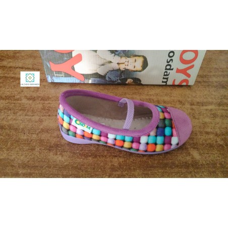 Zapatilla cosdam bolitas lila 